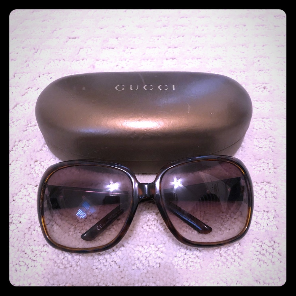 Gucci Women Sunglasses- great condition
